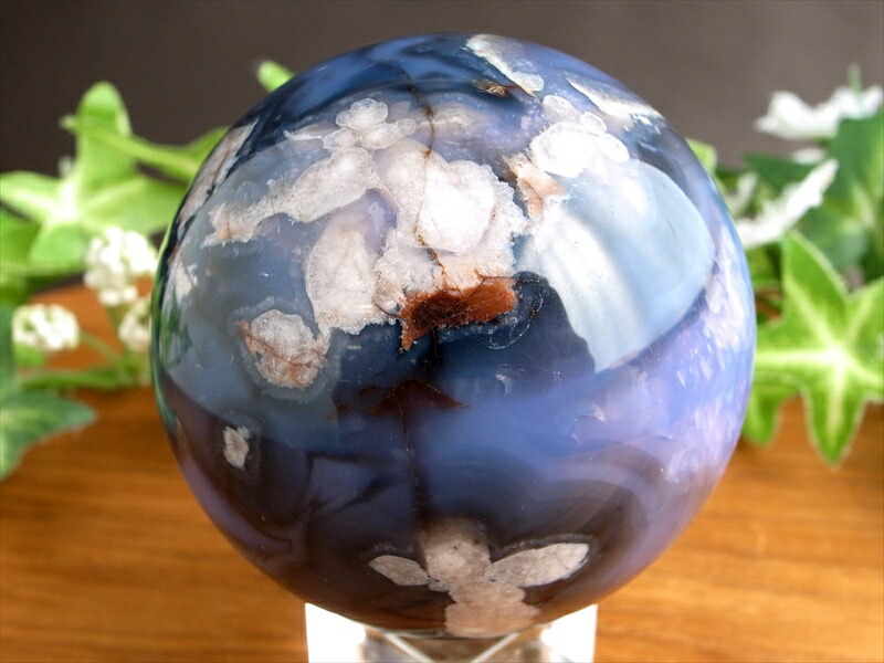 夜桜を思わせる花模様 ブルー桜瑪瑙 丸玉 置物 台座付 直径57.5mm 重さ256g ふんわりピンクカラー 1点物 マダガスカル産 パワーストーン 天然石