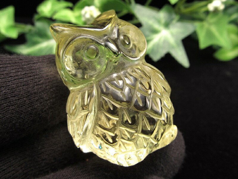高品質 シトリン フクロウ彫り 止まり木 流木台座 付き 高さ40mm 重さ47g 富をもたらす商売繁盛の石 黄水晶 幸運を呼び込む鳥 縁起物ふくろう 不苦労 1点物