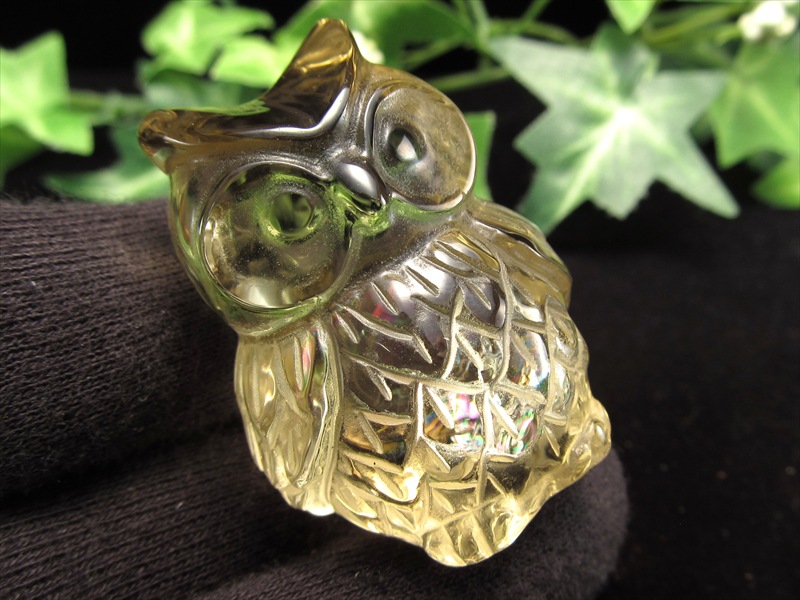 高品質 シトリン フクロウ彫り 止まり木 流木台座 付き 高さ41mm 重さ47g 富をもたらす商売繁盛の石 黄水晶 幸運を呼び込む鳥 縁起物ふくろう 不苦労 1点物