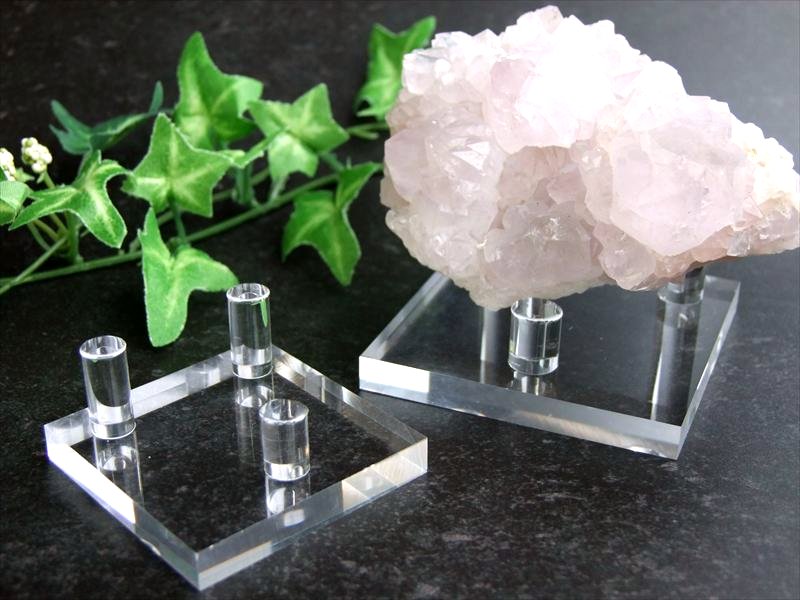 Lサイズ 天然石なんでも台座 マルチディスプレイスタンド 1個売り 幅8.5cm×8.5cm 高さ5cm 丸玉用台座 プレート原石用台座 使い道自由