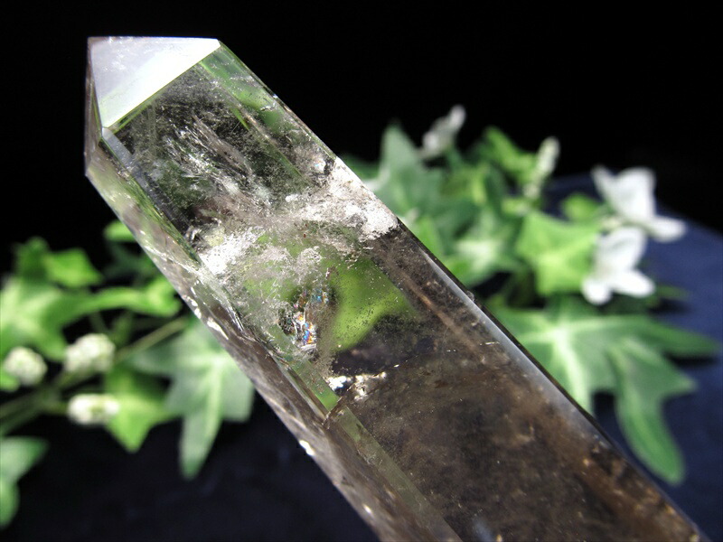 店頭展示中 虹入り スモーキークォーツ オベリスク 高さ約122mm 重さ約134g 古代エジプト太陽神の象徴 偉業の象徴 インテリアや空間の浄化など 一点もの