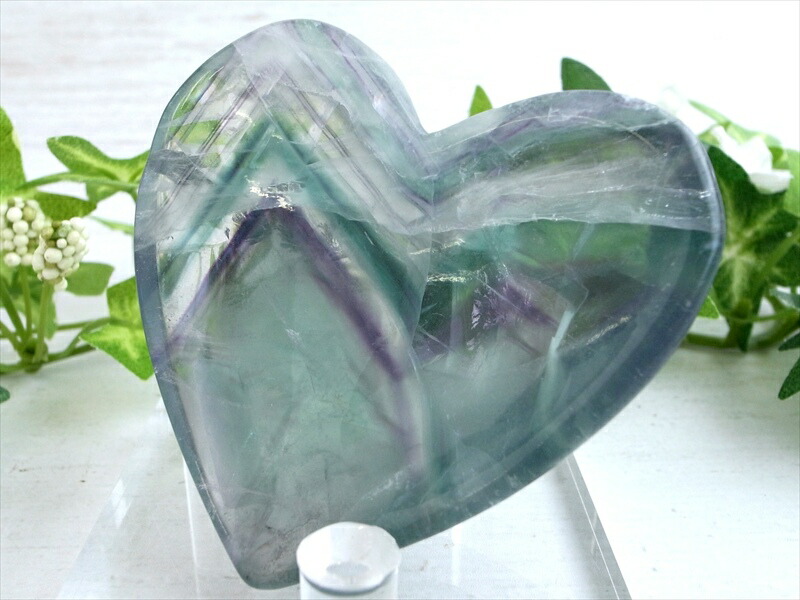小物が浄化できる小皿 マルチカラーフローライト ハート型 小皿 置物 重さ143g そのまま飾っても可愛い ブラジル産 パワーストーン 天然石