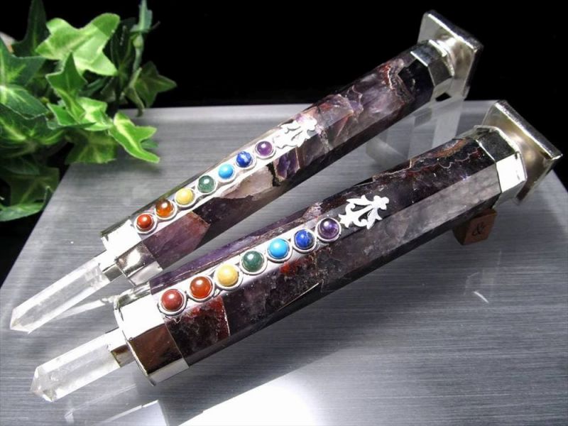 アメジストピラミッド付き アメジスト ヒーリングワンド 全長約15cm-18.5cm 1個売り マジックワンド チャクラを表す7つの宝石 パワーストーン 天然石