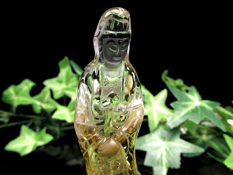 極上彫刻置物 シトリン 白衣観音 彫刻置物 木製台座付 高さ106mm 重さ77g 無病息災・除災招福・子宝安産のご利益 風水やインテリアに 一点物 パワーストーン