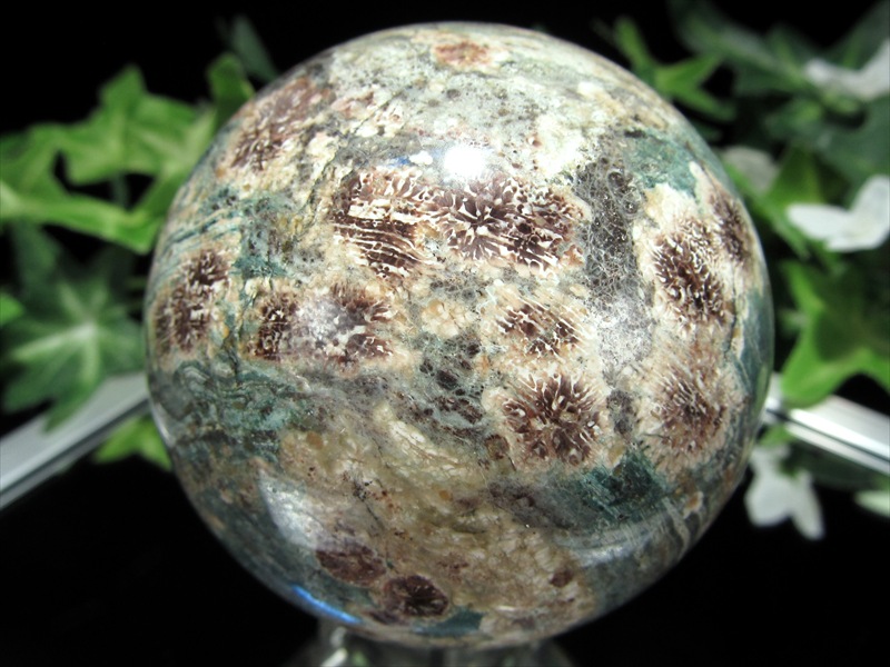 千の目が災いを遠ざけ 幸運を呼び込む 千眼 瑪瑙 丸玉 置物 直径61mm 重さ321g 強力な魔除けの石 1点物 マダガスカル産 パワーストーン 天然石