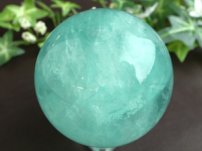 虹入り 高品質 蛍光 グリーン フローライト 丸玉 台座付 直径58mm 重さ352g 大人気丸玉 天才の石 つやつや光沢 一点もの 蛍石 アメリカ産 パワーストーン