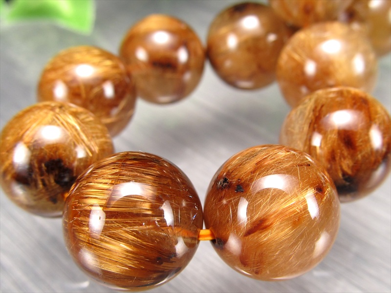 タイガーの束針 3A+ タイガータイチンルチルクォーツ ブレスレット 13.5mm-14mm×16珠 アンティークゴールド タイチン ブラウンゴールド針も 一点物