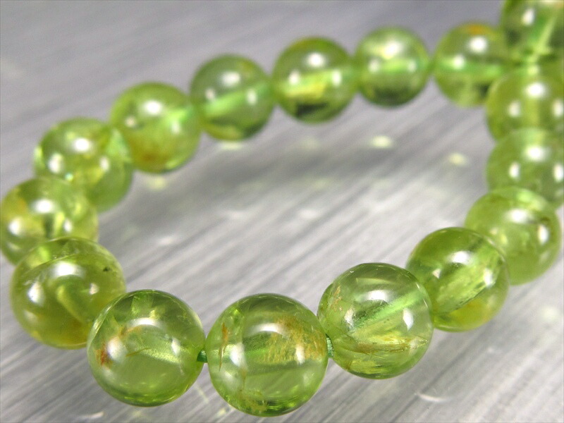 4A+ ペリドット ブレスレット 6mm-6.5mm×30珠 かんらん石 オリーブグリーン 8月誕生石 煌めく黄緑色 イブニングエメラルド 夜の宝石 一点もの ミャンマー産