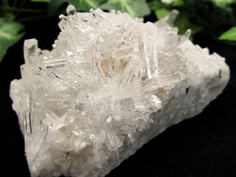 四川水晶 針状 水晶クラスター 最大幅94mm 重さ209g クォーツ 超人気針状群生 ブレスの浄化 原石 1点もの 四川省産 パワーストーン 天然石