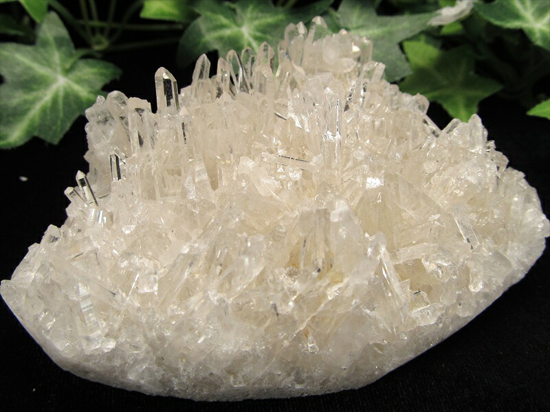 四川水晶 針状 水晶クラスター 最大幅92mm 重さ213g クォーツ 超人気針状群生 ブレスの浄化 原石 1点もの 四川省産 パワーストーン 天然石