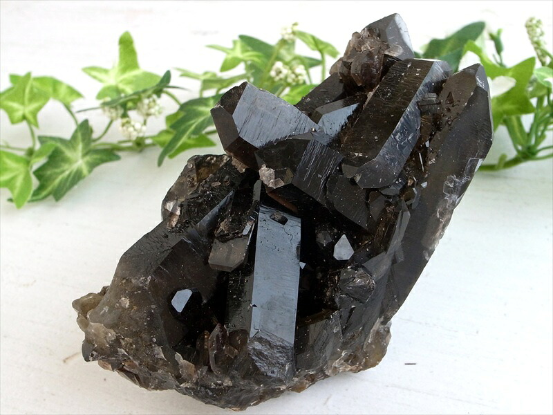 天然の黒光り 天然 黒水晶 モリオン クラスター 原石 重さ356g 最大幅約111mm 大自然の力強さを感じる漆黒の水晶 最強の魔除け・邪気払いの石 1点物