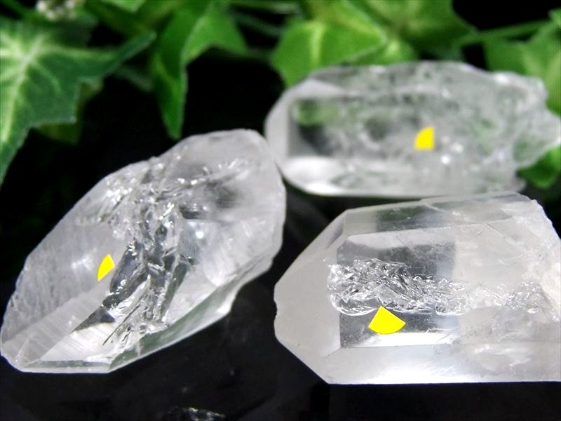 溶け跡くっきり 雷水晶 レムリアン 単結晶 ライトニング クリスタル 1個売り 重さ18g-20g コレクター品 レムリアンの 雷電水晶 雷水晶 ブラジル