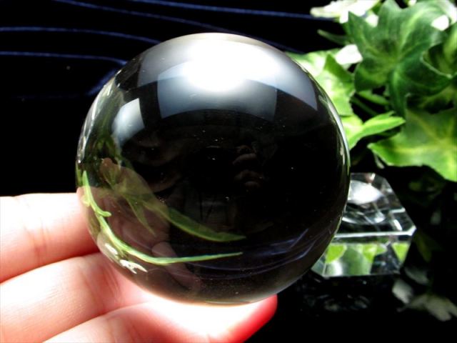 ○極上の透明感 5A【超透明 天然水晶 丸玉】重さ 175.6g φ50mm 極上