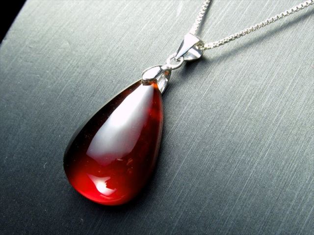 オレンジガーネット(ヘソナイト) ペンダント トップ 石サイズ縦約24mm 約6g 濃厚オレンジ 努力を実らせ成功へ導く石 Silver925 一点物 スリランカ産 sai
