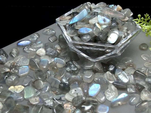 透明美麗シラー ラブラドライトさざれ 100グラム 困難を打開する石 