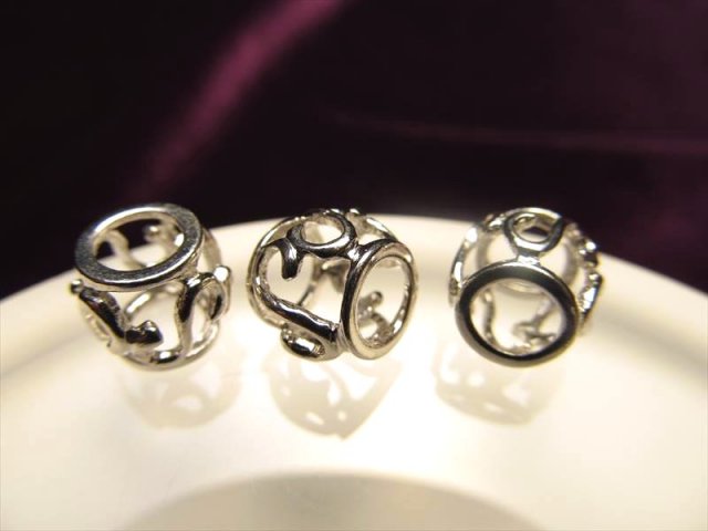 透かしビーズ ロジウム仕様 約9.5mm前後 長さ約8mm Silver925 高品質 RND029