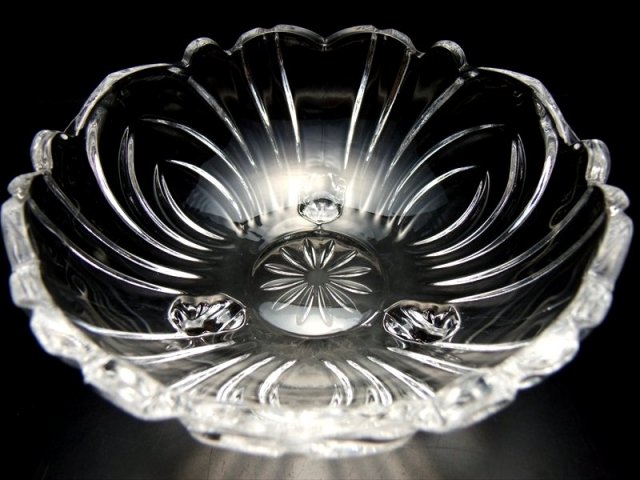 高品質 ガラス製の浄化皿 インテリアにも 3本脚付き サイズ 直径120mm