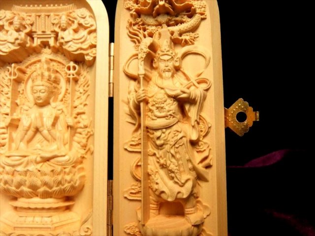 中国　玉石彫刻　観音像・動物など　根付　置物　10点　C　8447 中国 玉石彫刻 観音像・動物など 根付 置物 10点 C 8447 中国