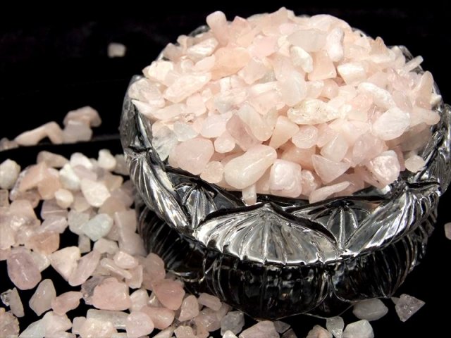 ハイクオリティ さざれ 透明感あり ピンク モルガナイト(ピンクアクア 