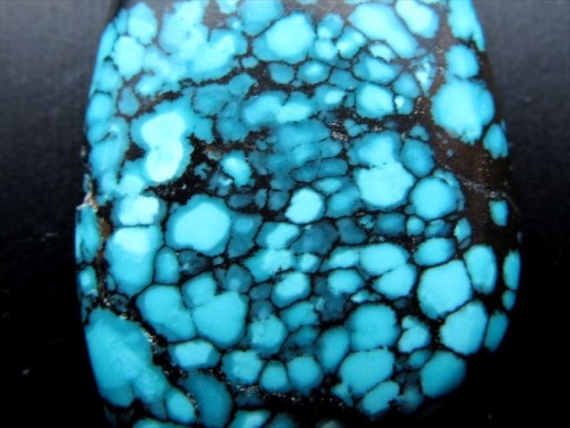 4A 天然無着色 スパイダーウェブターコイズ ペンダントトップ 石縦約  