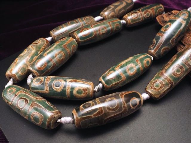 龍眼天珠 龍六眼天珠 白天珠 天珠 DZI 六眼天珠 貫通穴 ブレスレット  