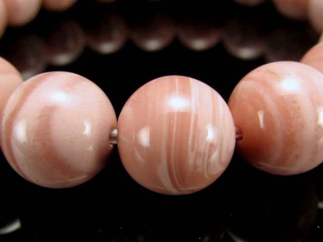 厳選 濃い発色ピンク ピンクオパール ブレスレット 11.5mm-12mm×18珠 愛と神秘の石 キューピッドストーン 愛と神秘の石 一点もの オーストラリア産