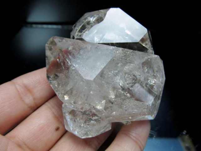 虹入り&透明感高め単結晶 大サイズ ハーキマーダイアモンド 水晶 最