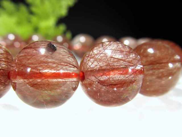 3A レッドルチルクォーツ ブレスレット 11mm-11.5mm×18珠 透明赤