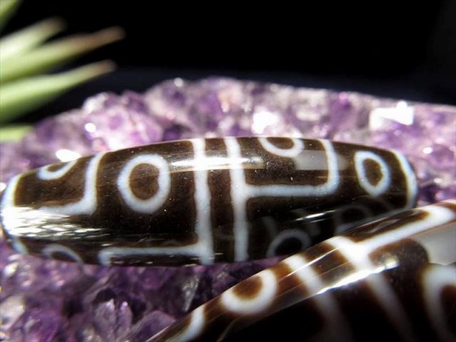 A至純天珠 十二眼天珠(じゅうにがんてんじゅ) サイズ:約38ミリ 1個売り 