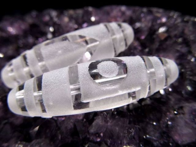 水晶天珠 一眼山形天珠 いちがんやまがたてんじゅ 最大長さ約37mm前後 1個売り 大願成就・福運招来・家運隆盛・運気上昇 クリスタル製 パワーストーン 天然石