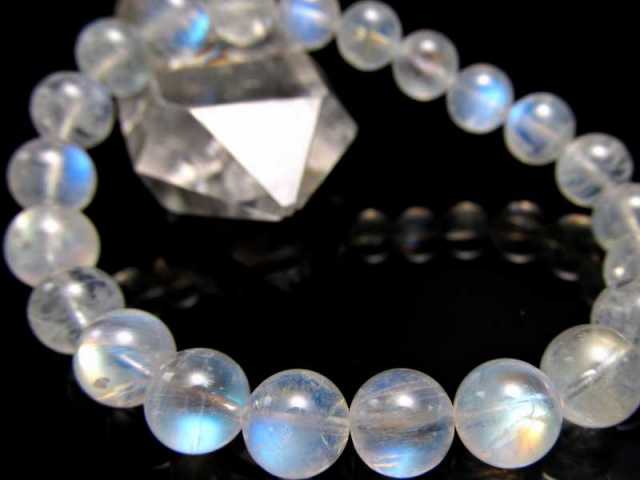 ロイヤルブルームーンストーン(スリランカ産) 8.5~9mm