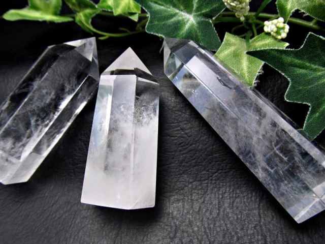 エンジェルラダー 天然透明 水晶ポイント (六角柱) 50g-70g 透明感抜群 