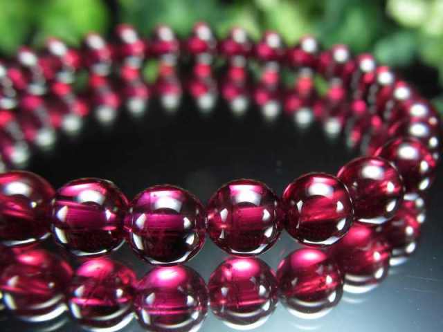 現品撮影の26粒 5A 1粒売り ロードライトガーネット 5.5mm-6mm 魅惑の  