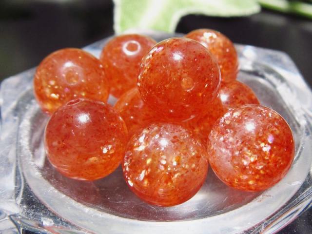 キラキラアベンチュレッセンス 3A サンストーン 1粒売り 8mm-8.5mm 濃厚オレンジカラー 太陽神の象徴 アベンチュレッセンスとシラーの華やかな煌めき