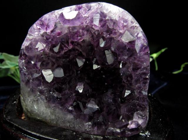 ブラジル産】アメジストクラスター 台座付き 4A アメジスト クラスター