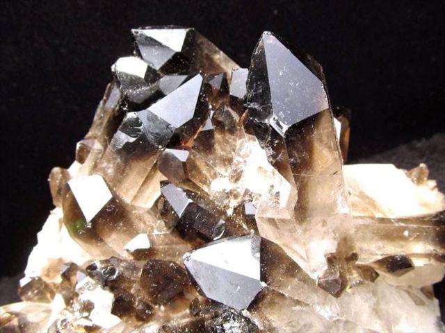 高品質 ‼️魔除け最強‼️黒水晶 クラスター クラスター モリオン 天然石 モリオン(黒水晶)クラスター【Sサイズ】MOCLS-271｜魔除け効果の