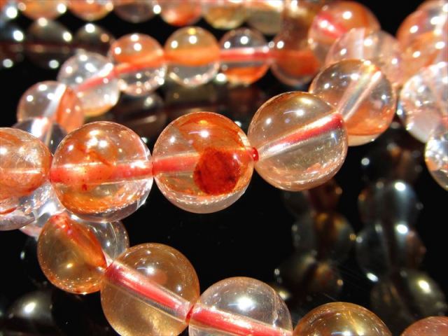 レッドライモナイト（褐鉄鉱）インクォーツブレスレット 10.5mm-11mm 