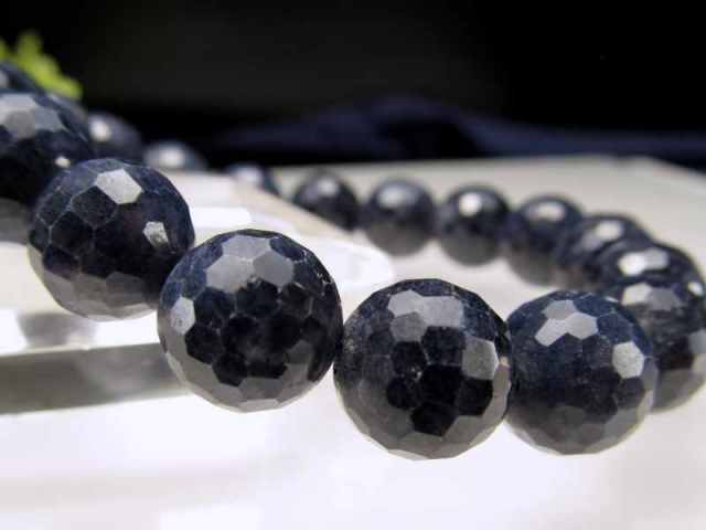 濃紺3A サファイア ミラーカット ブレスレット 10.5mm-11mm×18珠 蒼玉 