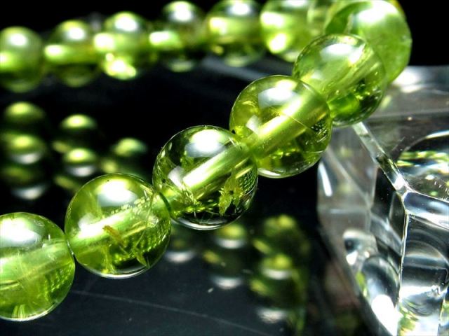 3a 超透明 ペリドット ブレスレット 6 5mm 7mm 27珠 かんらん石 オリーブグリーン 8月誕生石 煌めく黄緑色 イブニングエメラルド 夜の宝石 一点もの ミャンマー産 Comrose