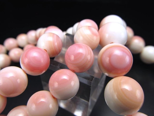 天然ピーチシェル クイーンコンクシェル ブレスレット 12mm 17珠前後 貝の女王 クイーンコンク 極上天然桃色 恋のお守り カリブ海 バハマ諸島沖産