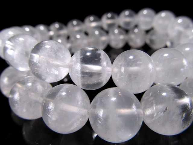 本物保証【激レア！ピラミッドの幻影】虹入り ホワイトファントムクォーツ