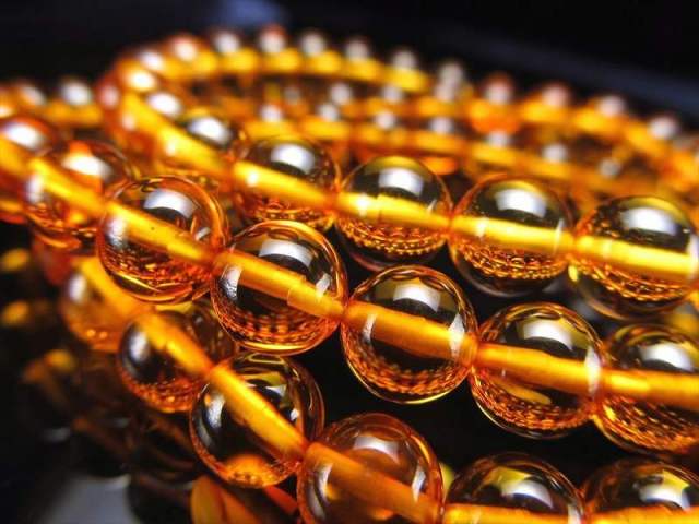 バルティックアンバー ブレスレット 約6.5mm×29珠前後 王道の琥珀色 