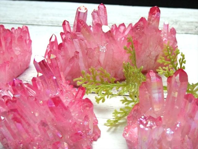 恋愛オーラ ライトピンクオーラ 水晶 クラスター 重さ160g 180g 1個売り 蒸着水晶 ピンクオーラ つやつや キラキラ 四川省 雲南省産