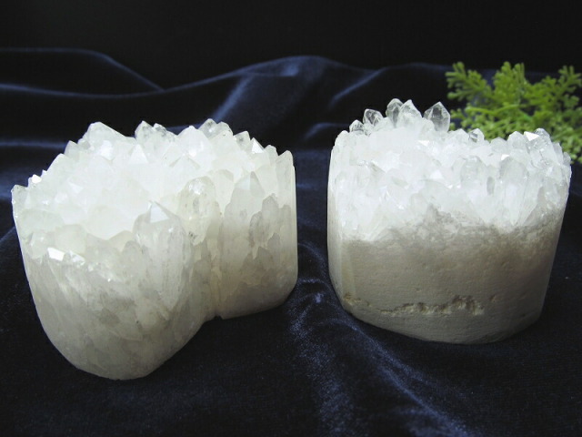 六角水晶ハート型クラスター