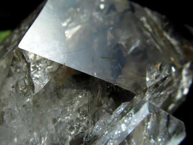 超希少　レインボー入り　ハーキマーダイアモンド　キャップストーン　太陽神のカルト レインボー入り ハーキマーダイヤモンド ニューヨーク州 | アトリエ セドナ