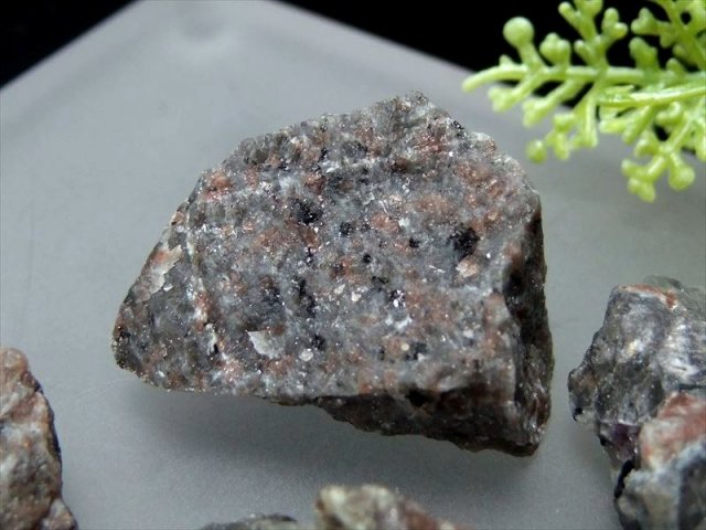 売り切れ　★ユーパライト★　願望実現 セット売り ユーパーライト 原石 詰合せ 1袋約100g ブラックライトで