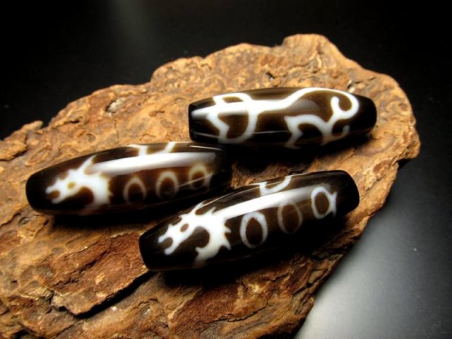 超激レア‼︎ 20以上前の蓮華天珠黒朱砂