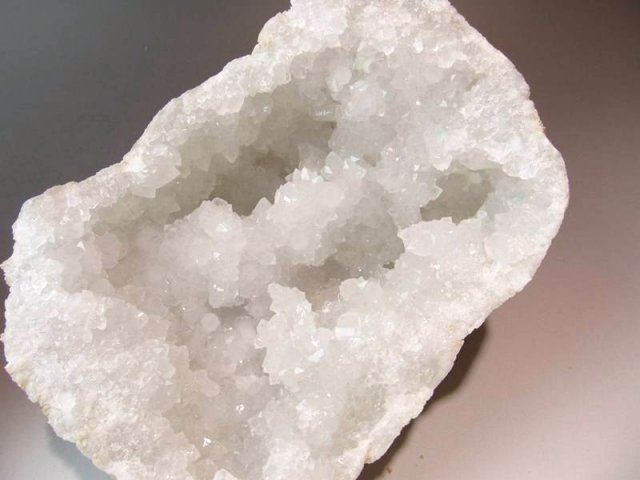 超特大 モロッコ産ジオード 晶洞 水晶 原石 約10kg-12kg 希少鉱物共生 