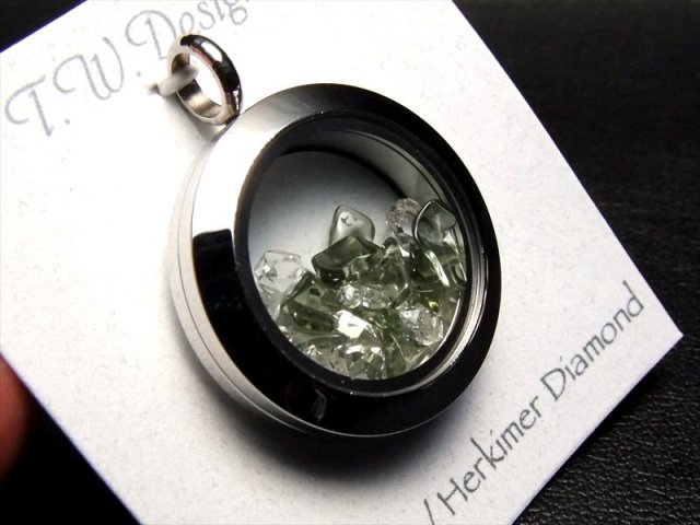 モルダバイト チェコ産 ハーキマーダイアモンド ニューヨーク州ハーキマー地区産 結晶入りステンレスケース天然石ペンダントトップ 1個売り pe-