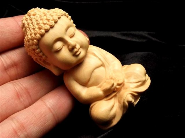 ミニ大仏 5A極上手彫り 木彫り 坐像 ざぞう 阿弥陀如来像 置物 高さ約68mm 風水やインテリアに 香榧木使用 ok-s パワーストーン 天然石
